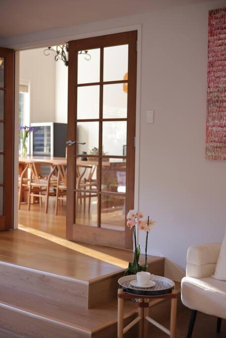 Modern Lifestyle Retreat With Stunning City View 奥克兰 外观 照片